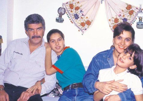 Bergüzar Korel'in Ablası